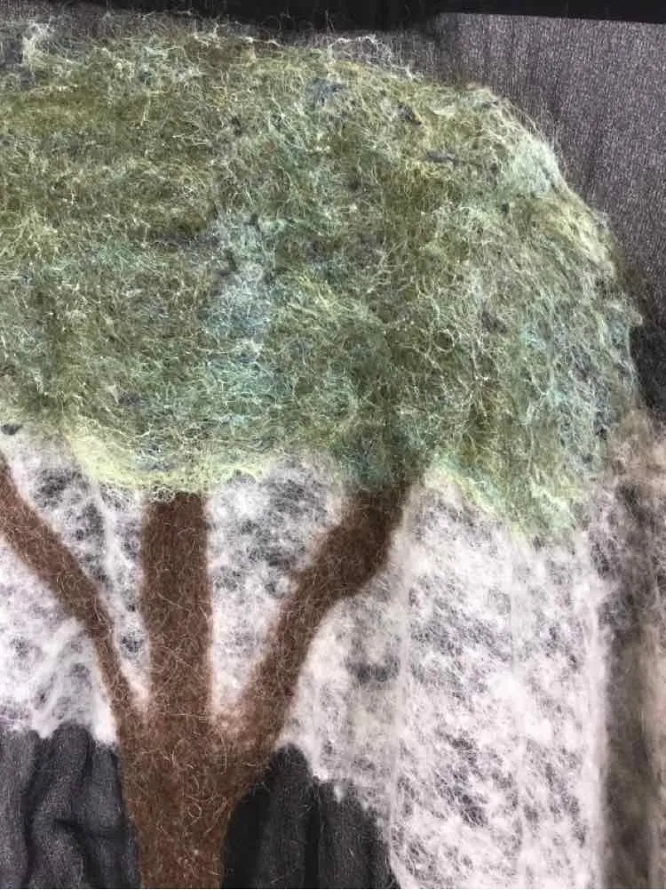BrisingDesigns Size One Size Black/Green NWT Felt Tree Handmade Poncho