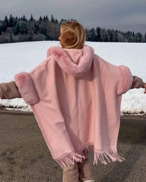 Kapuzen Cape Sedrun