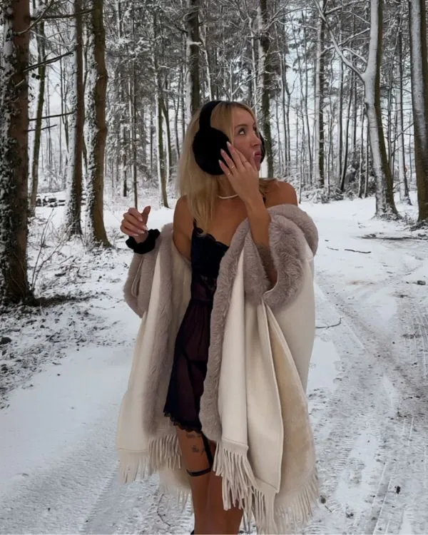 Kapuzen Cape Sedrun