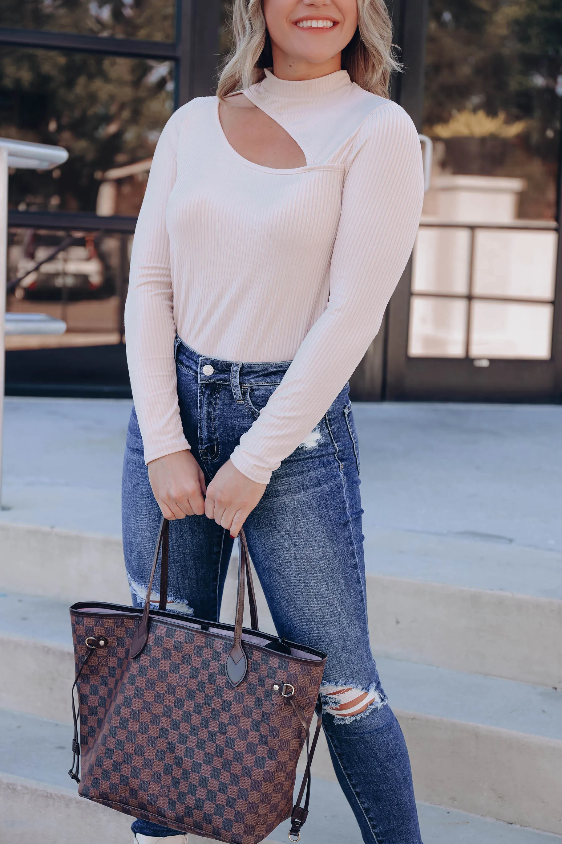 Leona Keyhole Mock Neck Top - Taupe