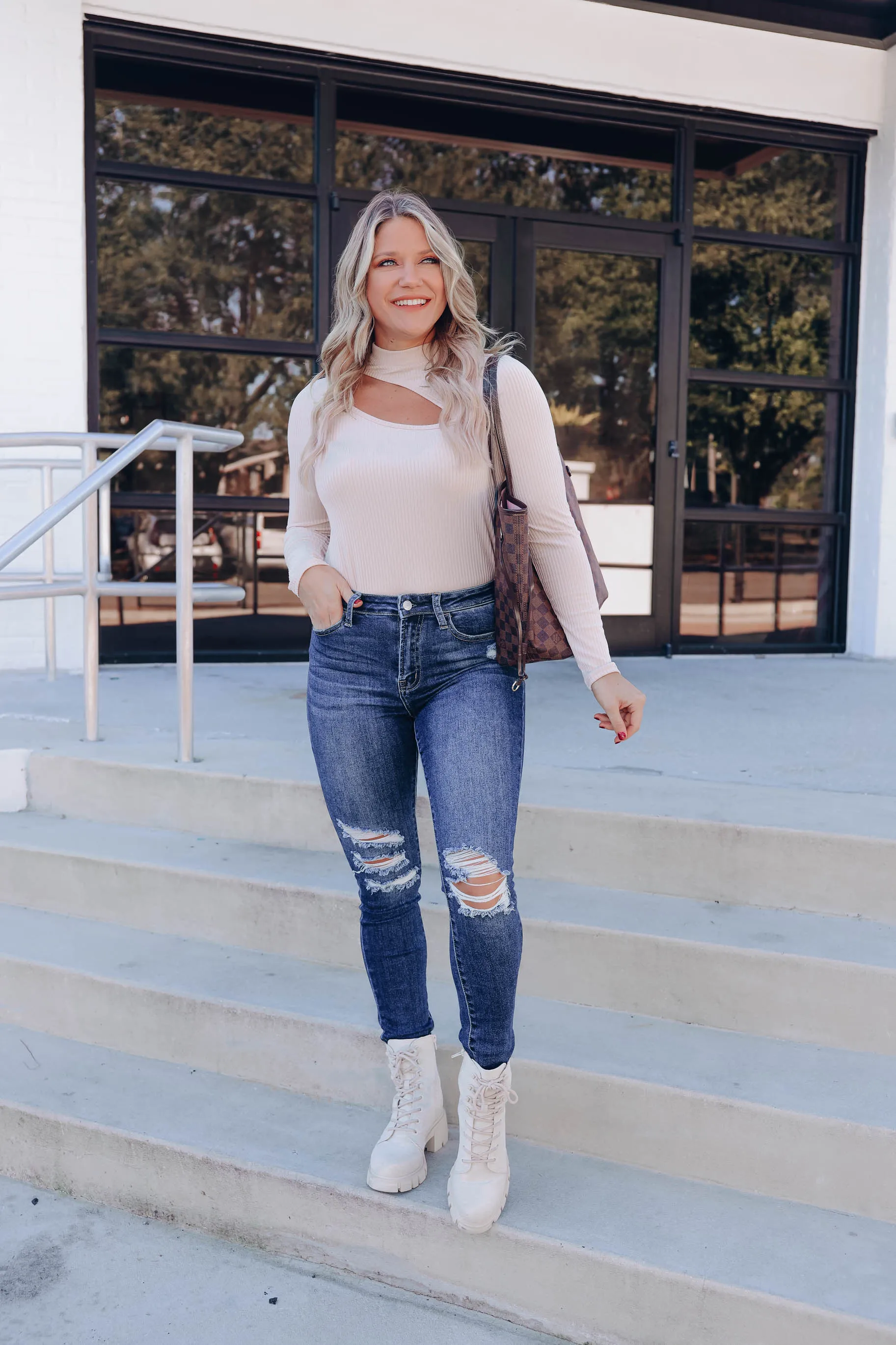Leona Keyhole Mock Neck Top - Taupe